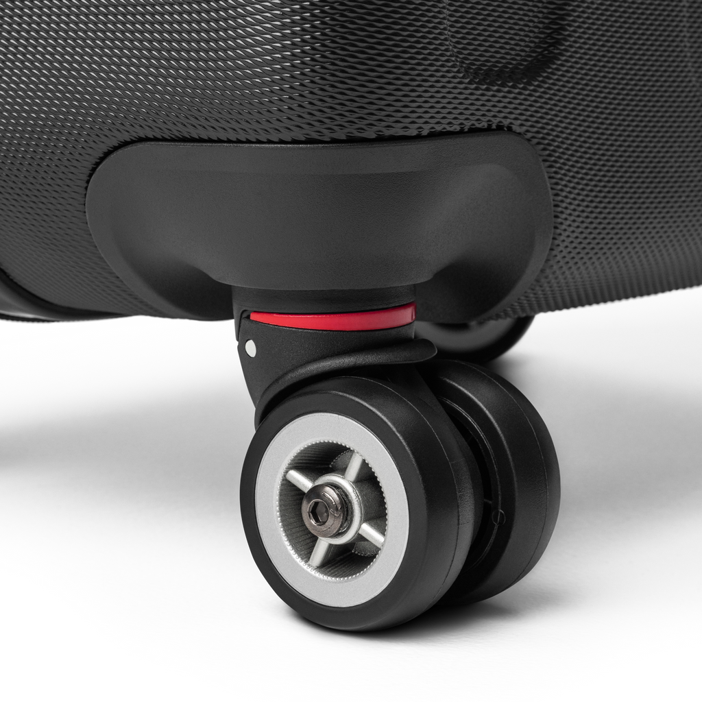 RacerDNA™ Hard-Shell Suitcase
